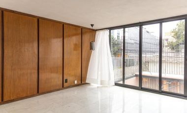 Casa en renta en la del Valle Sur. Uso habitacional