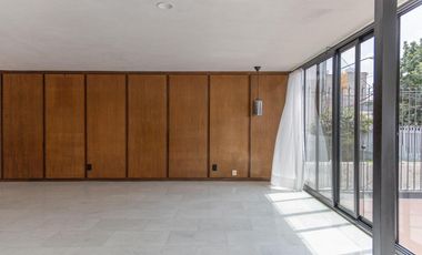 Casa en renta en la del Valle Sur. Uso habitacional