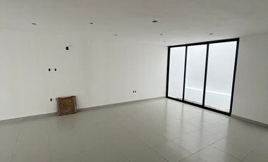 RESIDENCIA NUEVA EN VENTA EN FRACCIONAMIENTO EL DIAMANTE