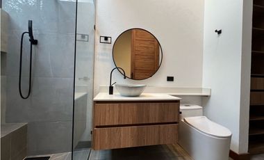 Casa campestre de un nivel para estrenar en venta en el Retiro