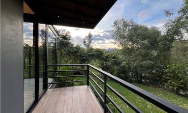 Casa campestre de un nivel para estrenar en venta en el Retiro