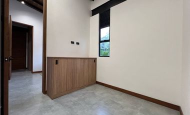 Casa campestre de un nivel para estrenar en venta en el Retiro