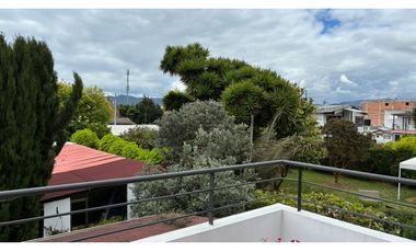 Hermosa Casa CAMPESTRE - Chía