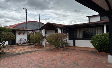 Hermosa Casa CAMPESTRE - Chía