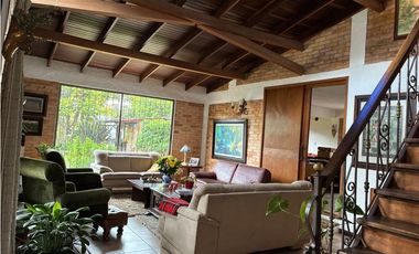 Hermosa Casa CAMPESTRE - Chía