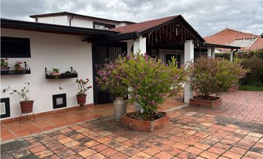 Hermosa Casa CAMPESTRE - Chía