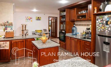 Hermosa casa en Chía,en  lote independiente, en conjunto