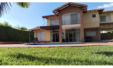 Casa campestre amoblada para arriendo en Cerritos, Pereira!!!