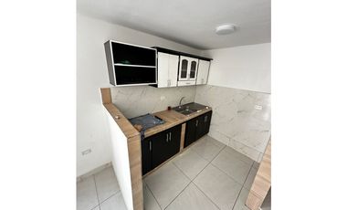 Casa esquinera para la venta en las Mercedes, Cuba,Pereira