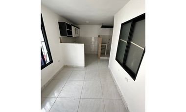 Casa esquinera para la venta en las Mercedes, Cuba,Pereira