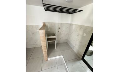 Casa esquinera para la venta en las Mercedes, Cuba,Pereira