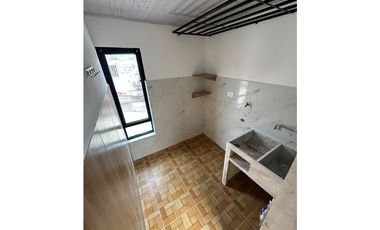 Casa esquinera para la venta en las Mercedes, Cuba,Pereira