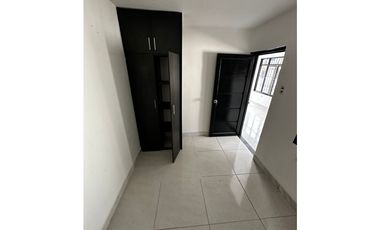 Casa esquinera para la venta en las Mercedes, Cuba,Pereira