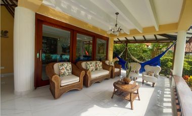 VENDO CASA CAMPESTRE EN LA VEGA