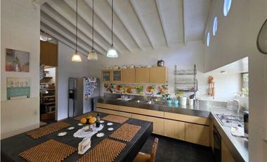 CASA FINCA EN ARRIENDO RIONEGRO ANTIOQUIA, SECTOR LLANOGRANDE