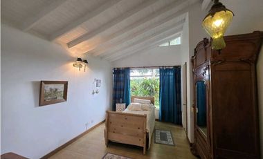 CASA FINCA EN ARRIENDO RIONEGRO ANTIOQUIA, SECTOR LLANOGRANDE