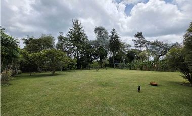 CASA FINCA EN ARRIENDO RIONEGRO ANTIOQUIA, SECTOR LLANOGRANDE