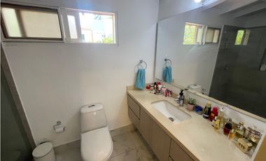 Venta de casa de casa 3 niveles Rodadero-Santa Marta