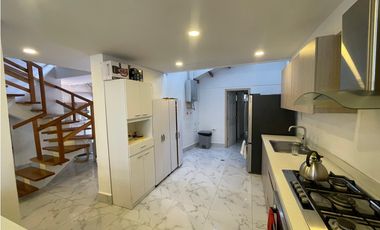 Venta de casa de casa 3 niveles Rodadero-Santa Marta