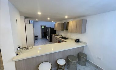 Venta de casa de casa 3 niveles Rodadero-Santa Marta