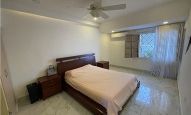 Venta de casa de casa 3 niveles Rodadero-Santa Marta