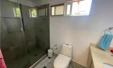 Venta de casa de casa 3 niveles Rodadero-Santa Marta