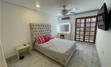 Venta de casa de casa 3 niveles Rodadero-Santa Marta