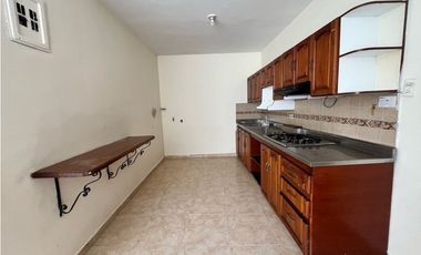 SE VENDE CASA EN CAMPOVALDES