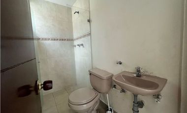 SE VENDE CASA EN CAMPOVALDES