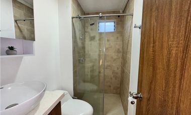 SE ALQUILA APARTAMENTO AMOBLADO BOCHALEMA