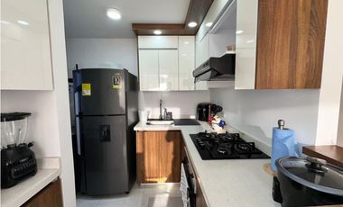 SE ALQUILA APARTAMENTO AMOBLADO BOCHALEMA