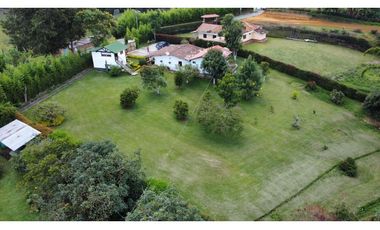 Casa finca para la venta independiente sector Cristo rey LDC