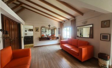 Venta de casa en barrio santa Teresita Oeste de Cali