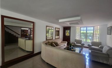 Venta de casa en barrio santa Teresita Oeste de Cali