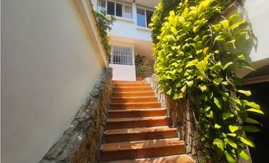 Venta de casa en barrio santa Teresita Oeste de Cali