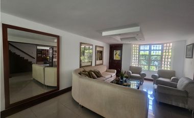 Venta de casa en barrio santa Teresita Oeste de Cali