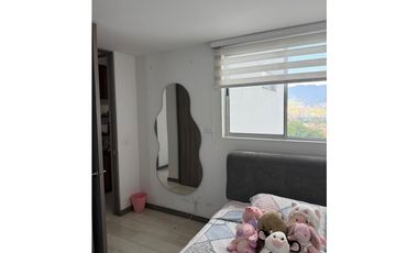CUATRO  HABITACIOES Y  FULL SERVICIOS DE VENTA EN LA ESTRELLA