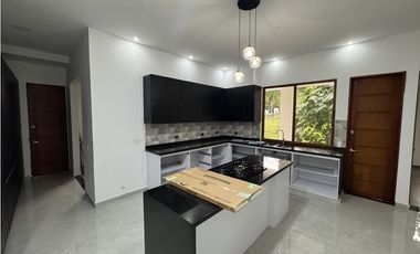 VENTA DE CASA CONJUNTO EXCLUSIVO AL NORTE DE ARMENIA