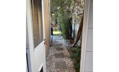 Se arrienda amplia casa en Condominio de Peñalolén