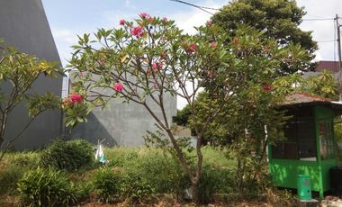 Tanah Kavling Hoek Griya Permata Dekat Metland Puri Cipondoh