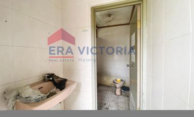 Disewakan Properti Strategis Rumah dan Tanah Luas Pinggir Jalan Besar