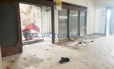 Disewakan Properti Strategis Rumah dan Tanah Luas Pinggir Jalan Besar