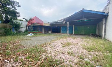 Disewakan Properti Strategis Rumah dan Tanah Luas Pinggir Jalan Besar