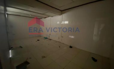 Disewakan Properti Strategis Rumah dan Tanah Luas Pinggir Jalan Besar