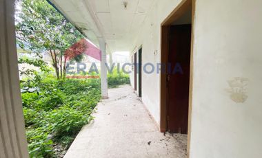 Disewakan Properti Strategis Rumah dan Tanah Luas Pinggir Jalan Besar