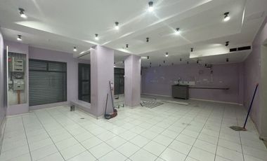 SE ARRIENDA LOCAL EN PISO 1 CALLE MIRAFLORES (CÓD. 539)