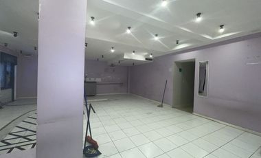 SE ARRIENDA LOCAL EN PISO 1 CALLE MIRAFLORES (CÓD. 539)