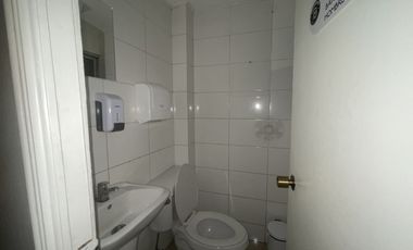 SE ARRIENDA LOCAL EN PISO 1 CALLE MIRAFLORES (CÓD. 539)