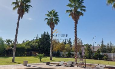 GRAN CASA EN CHICUREO, NEGOCIABLE
