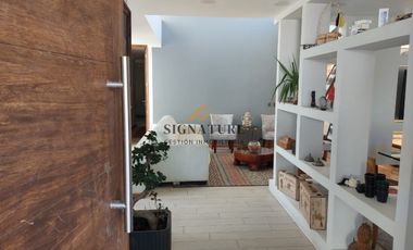 GRAN CASA EN CHICUREO, NEGOCIABLE